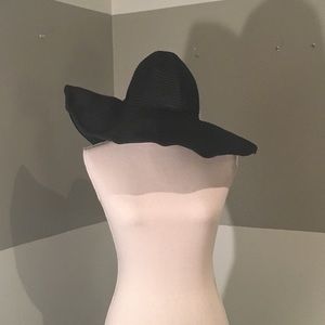 NWOT Large Brim Hat